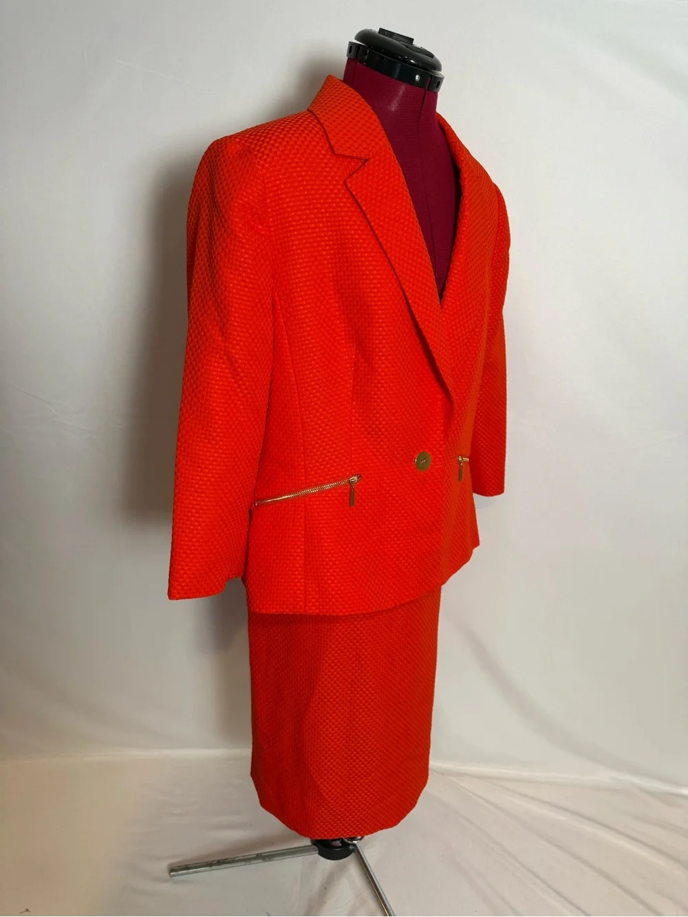 NWT Albert Nipon Skirt Suit Woman Size 16 Tiger Lily 2-Piece Set Blazer & Skirt